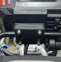AIO-5 BMW Navigasyon Bağlantısı Sabitleme Parçası resmi